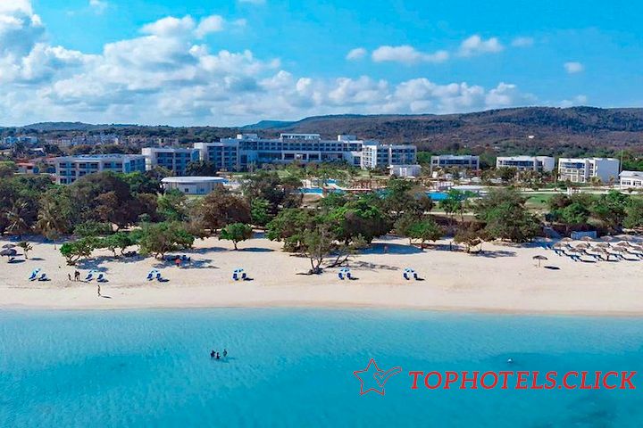 cuba top rated family resorts grand muthu almirante beach hotel