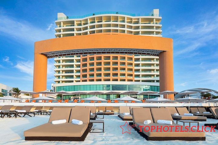 mexico cancun best resorts beach palace cancun