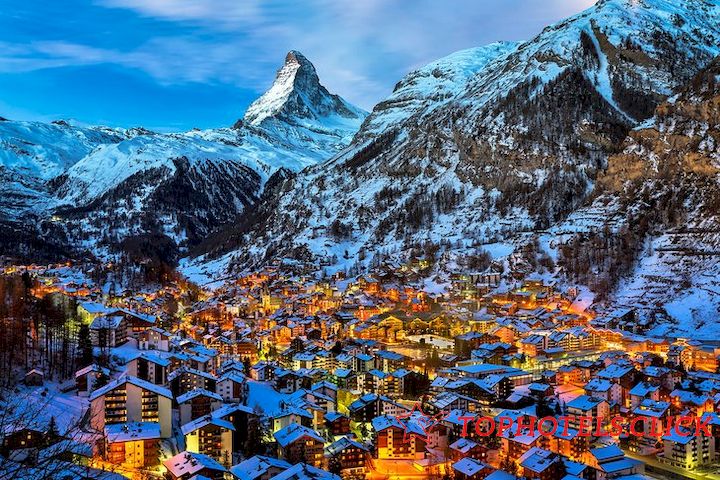 Valle de Zermatt y Matterhorn al amanecer
