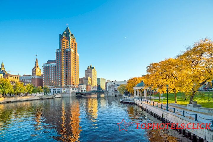 Río Milwaukee y el centro de la ciudad